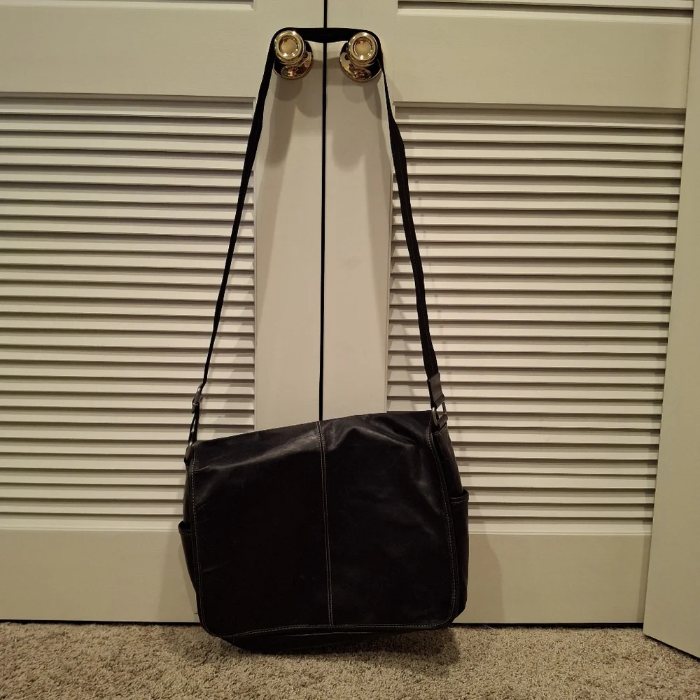Vintage Perry Ellis  Men's Black Crossbody Shoulder Bag/Portfolio